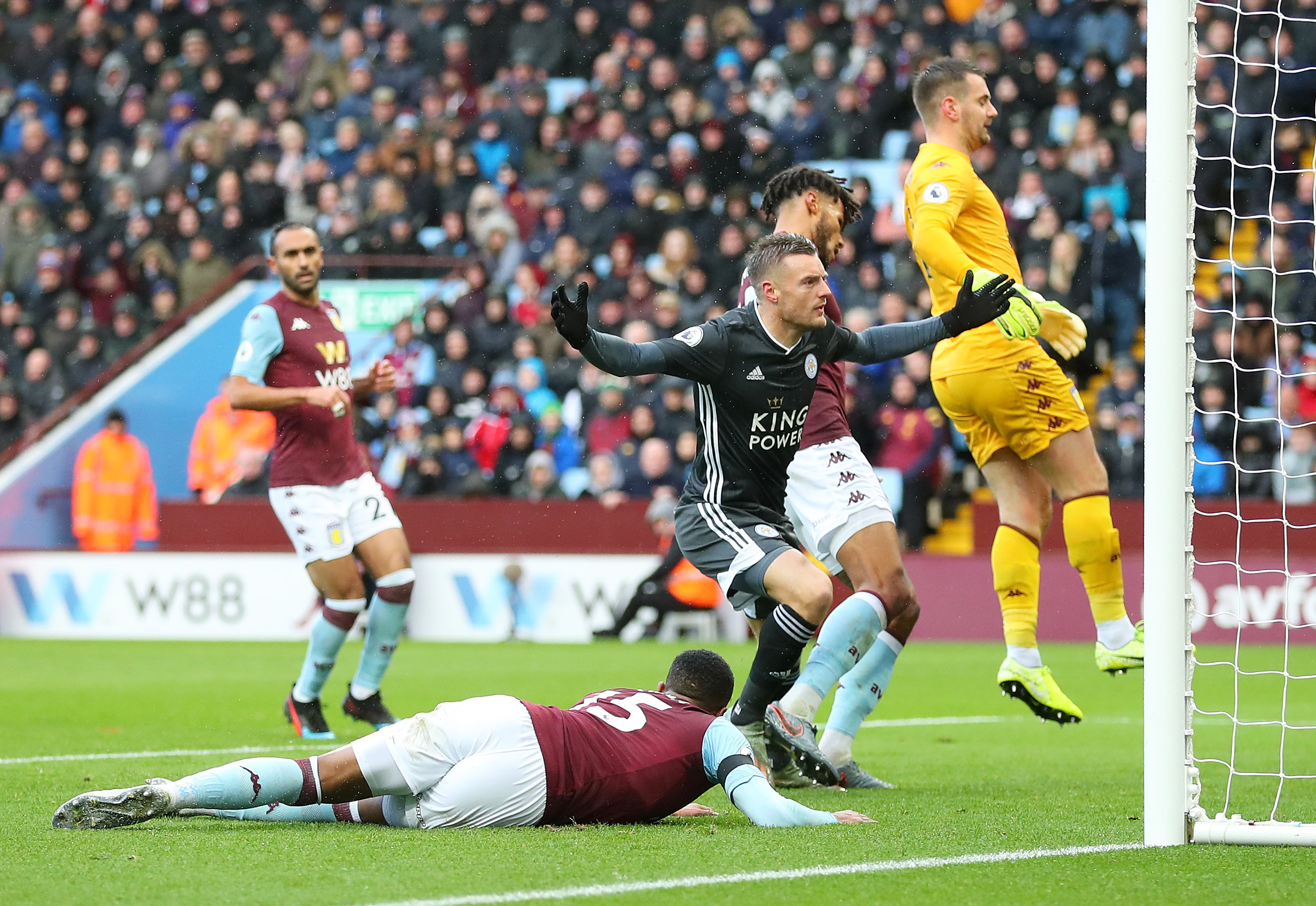 队的一大损 队的一大损